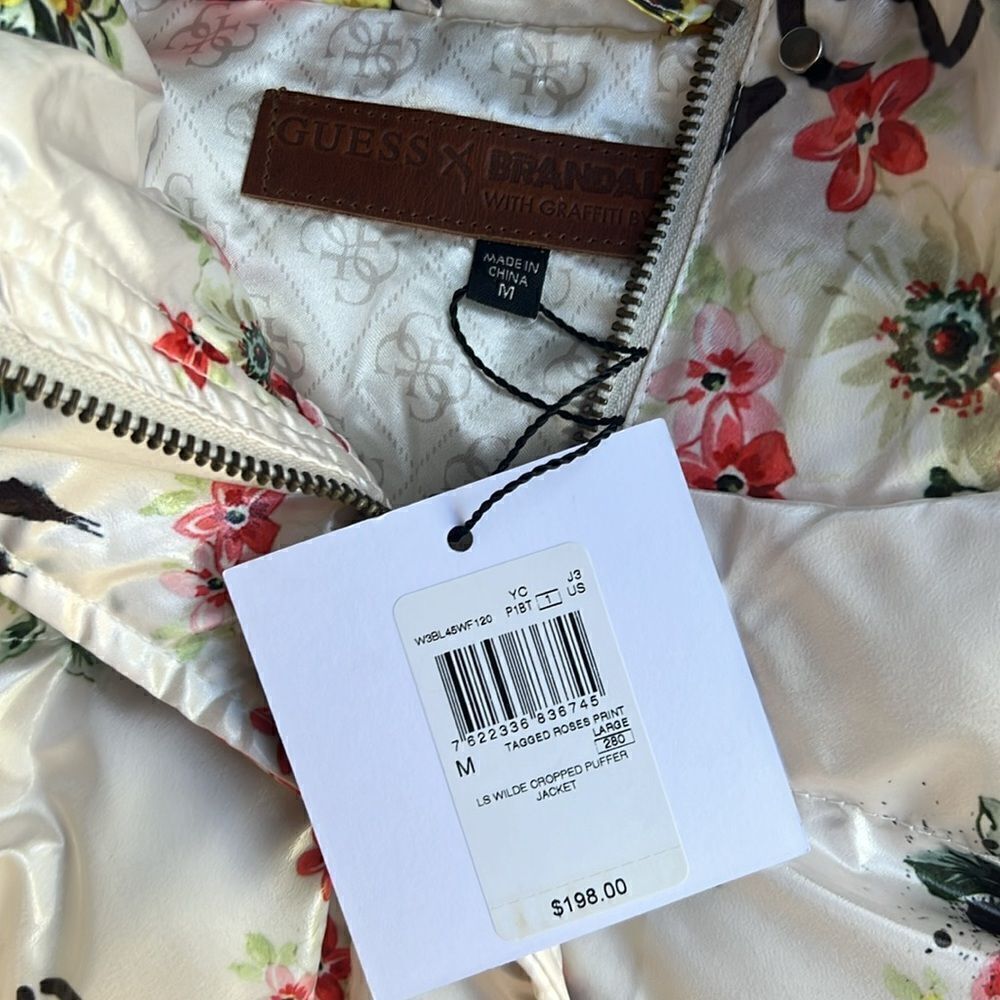 NWT GUESS x Brandalised Wilde Floral Graffiti Puffer Vest Convertible Jacket - Picture 14 of 15